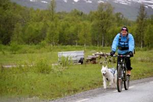 Roy og Nita på sykkelprøven